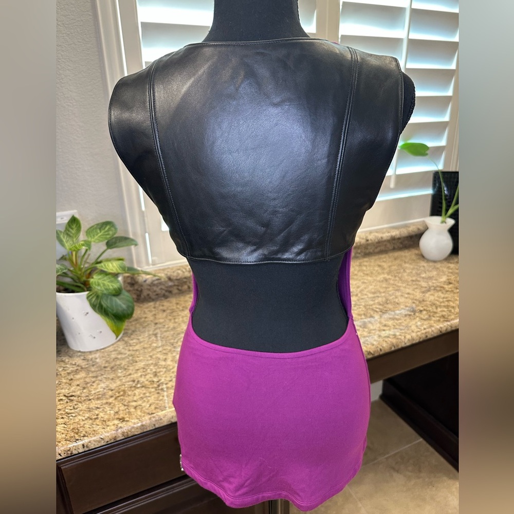 NWOT Sky Tank Top backless with Faux Leather Back Panel – Size Medium